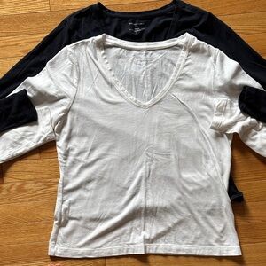 Banana Republic navy and White V-Neck Tops large